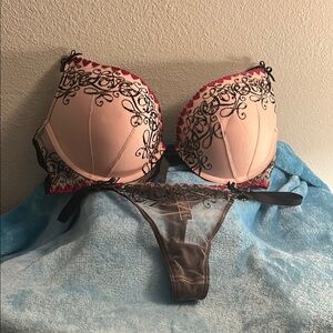Victoria's Secret Valentines Push-Up Bra and Panty Set